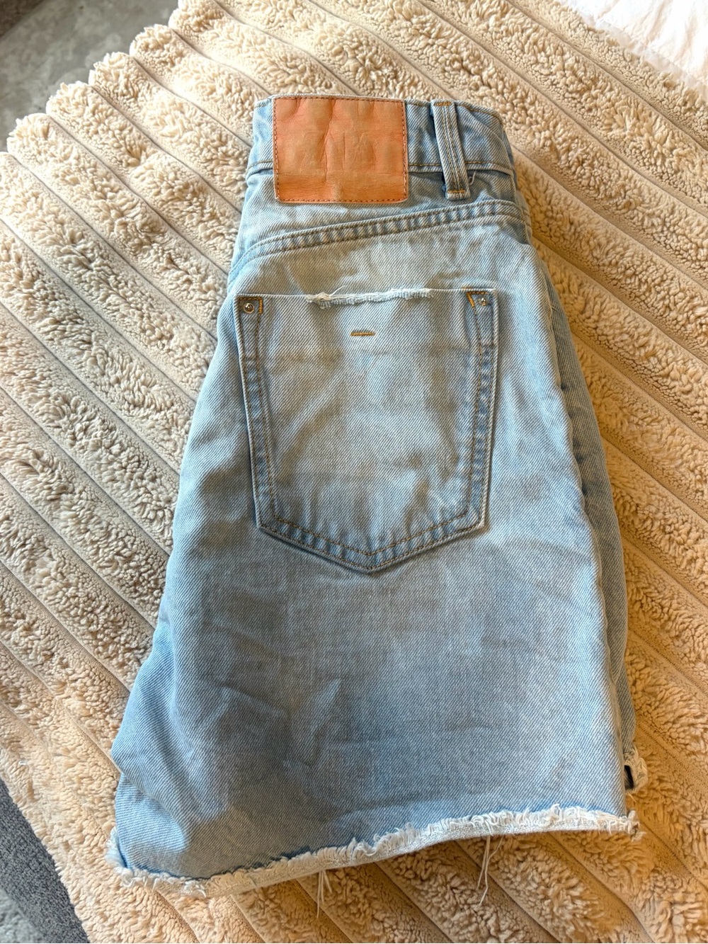 Zara Light Blue Denim Shorts - Picture 5 of 5